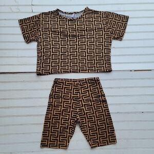 Sweet 2PC Set Top Shorts Brown Black Pullover Shirt Geo Print Jersey Stretch S
